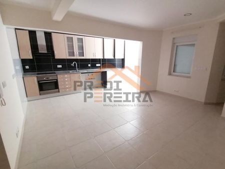 Apartamento T2 em Lisboa - Photo 2