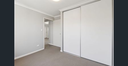 Stylish, Low-Maintenance Living in a Prime Bassendean Location - Photo 2