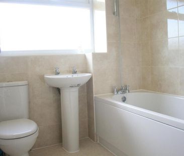 1 bedroom house to rent - Photo 2