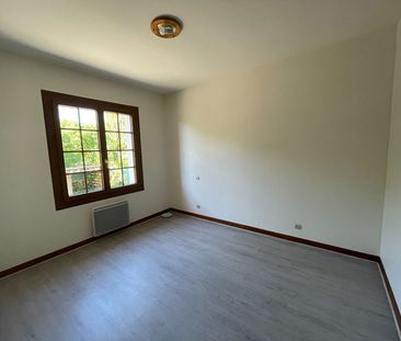 Location Maison 4 pièces 90m² - Photo 3