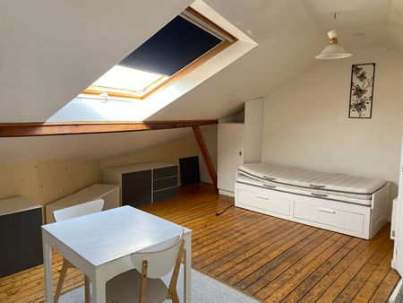 Appartement à louer - REIMS/ SECTEUR CERNAY - Photo 2