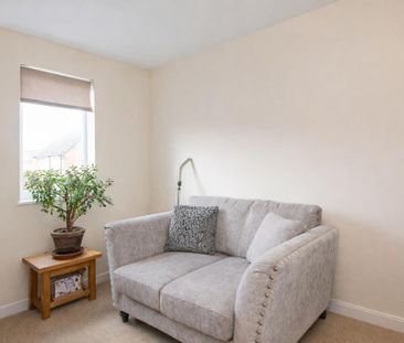 2 bed House To Let - Photo 2