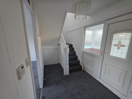 2 bedroom terraced house to rent - Photo 4