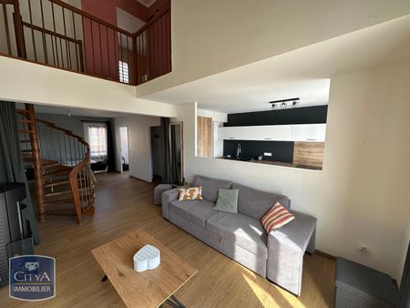 Location Appartement 3 pièces 77m² BOURG EN BRESSE 01000 - Photo 2