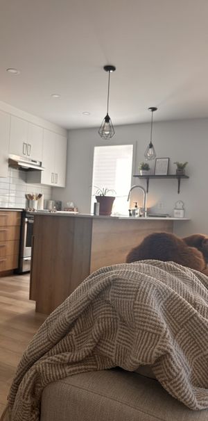 Beau Grand 4 1/2 à Louer - Photo 1