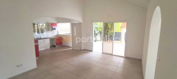 Location Maison 4 pièces 112m² - Photo 1
