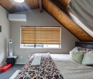 Three Bedroom Oasis - Photo 3