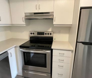 For Lease - 2791 Eglinton Avenue Unit# 516, Toronto, Ontario - Photo 3