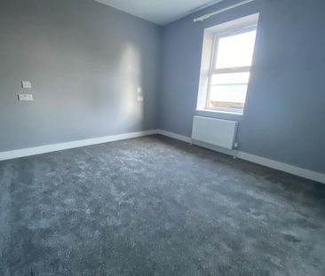 Birmingham Road, Rowley Regis - Photo 1