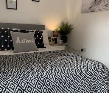 BEDROOM 1 – MEDIUM DOUBLE WITH ENSUITE - Photo 6