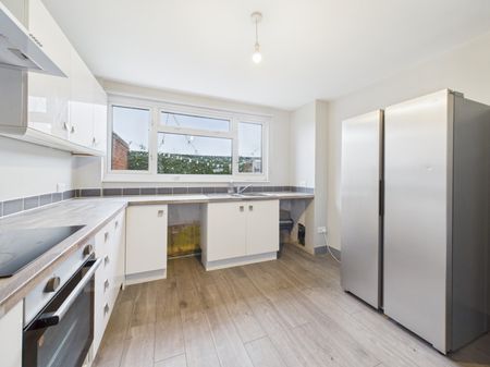 Mitton Way, Tewkesbury, Gloucestershire, GL20 - Photo 5