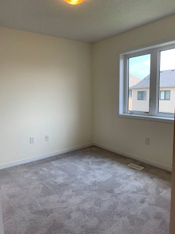 For Lease - 18 Cromarty Avenue, Haldimand, Ontario - Photo 3