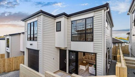 Hillsborough, 3 bedrooms - Photo 2