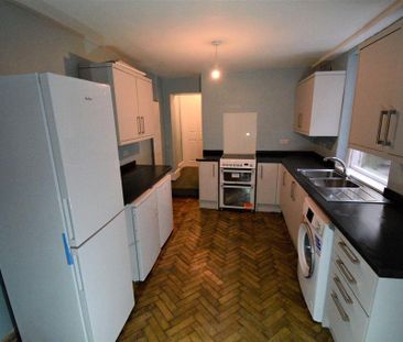 7 bedroom terraced house to rent - Photo 6