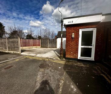 2 bedroom flat to rent - Photo 6