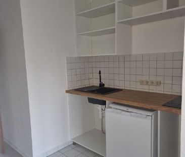 Schicke kleine Singlewohnung mit Pantryküche und Balkon! - Foto 4