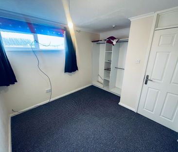 Deaconscroft, Peterborough - Photo 4