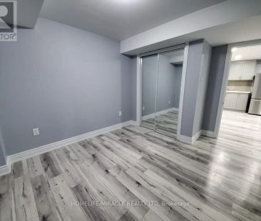 90 YARDLEY CRESCENT - Photo 2