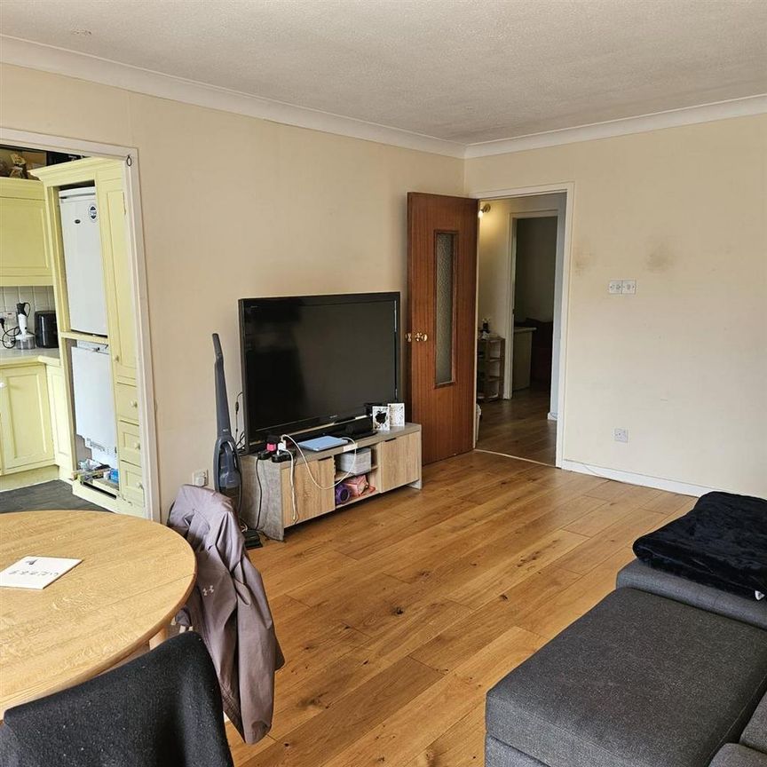2 bedroom house to rent - Photo 1