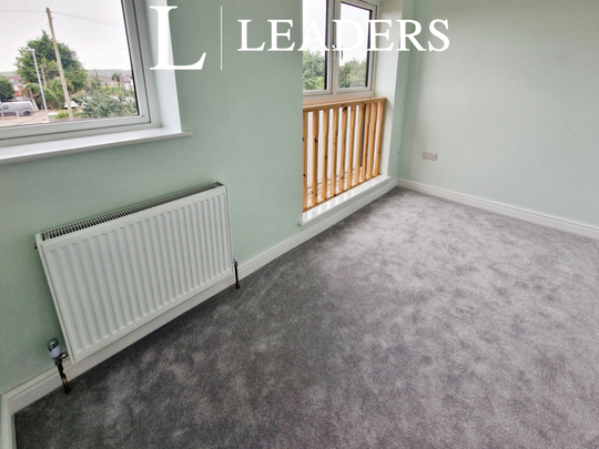 4 bedroom detached house to rent - Photo 1