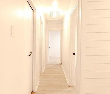 For Lease - 18 Majestic Drive Unit# A, South of Baseline to Knoxdal... - Photo 5