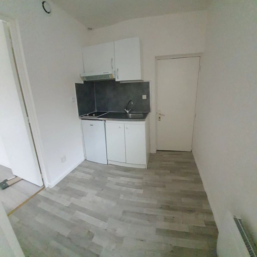 Location Appartement 2 pièces 32m² ST OMER 62500 - Photo 1