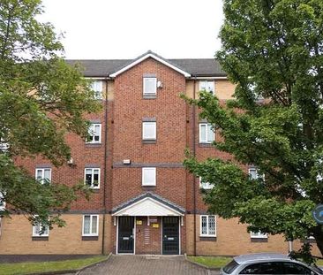 1 bedroom in a flat share to rent - Photo 4