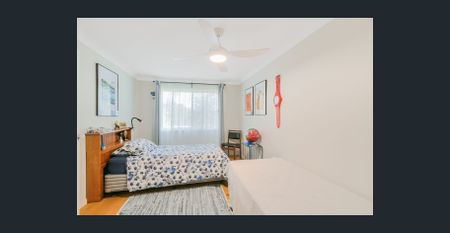 PEACEFUL 3-BEDROOM TOWNHOUSE WITH BUSHLAND VIEWS AND RESORT-STYLE AMENITIES - Photo 3