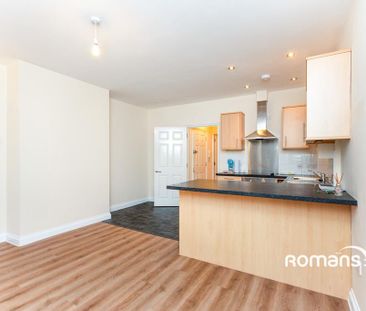 1 bedroom flat to rent - Photo 2
