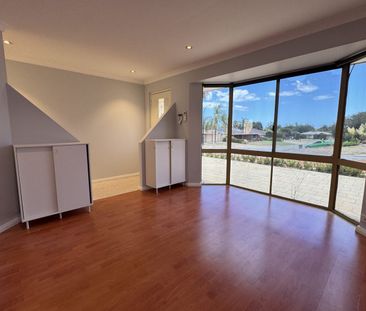 Welcome Home! - Photo 2