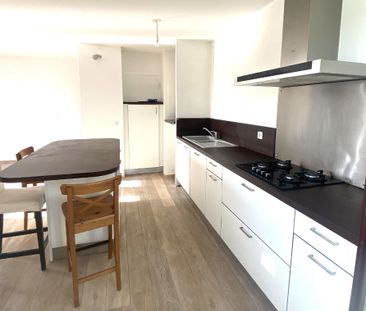 Location Appartement 2 pièces 49m² - Photo 3