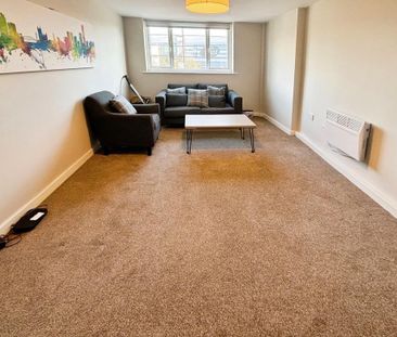 2 bedroom flat to rent - Photo 3