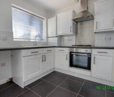 3 BEDROOM House - Semi-Detached - Photo 6
