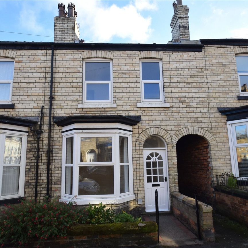 3 bed terraced house to rent in Candler Street, Scarborough, YO12 - Photo 1