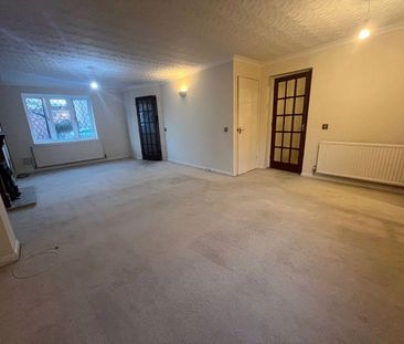 3 bedroom detached house to rent - Photo 4