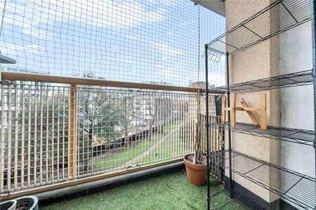 Hewer House, Worsopp Drive, Clapham, London, SW4 - Photo 5
