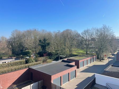 Uitstekend gelegen gezellig en instapklaar nieuwbouwappartement met terras - Photo 4