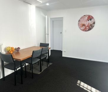 Family Living - Photo 2