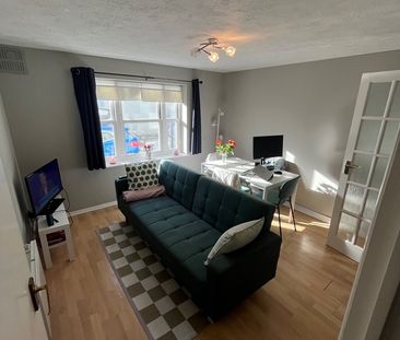 1 Bed Flat, Marlow Court, BN2 - Photo 1