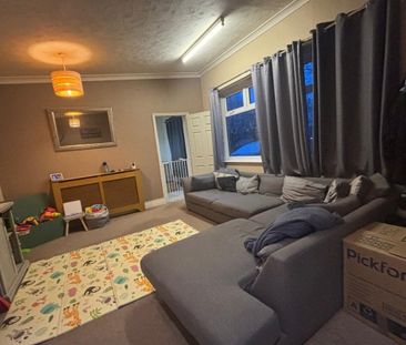 Brecklands Green - Photo 2