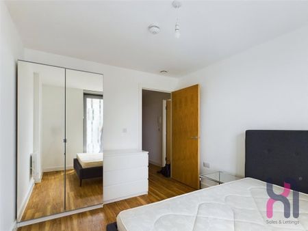 1 bedroom flat to rent - Photo 4