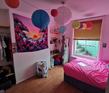 5 Bed Terraced House, Campbell Road, BN1 - Photo 5