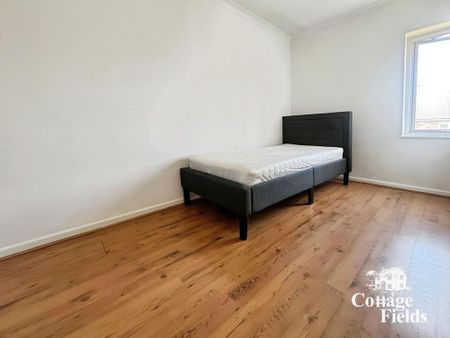 3 bedroom flat to rent - Photo 2