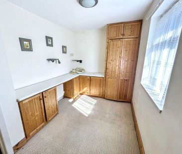 4 bed semi-detached house to rent in NE16 - Photo 2