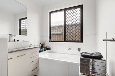 Modern Family Home! - Photo 5