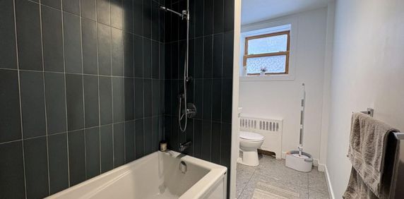 Appartement 4/2 à céder – Face aux Plaines d’Abraham cession de bail - Photo 2