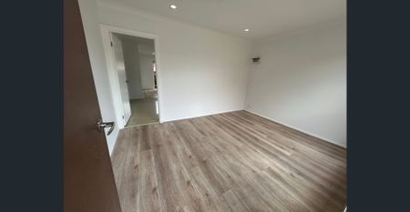 Exquisite Home for Rent - Photo 3