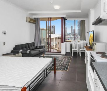 Fully Furnished Studio Apartment - Photo 5