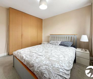 3 bedroom terraced house to rent - Photo 6