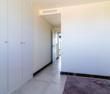 Apartment in New Golden Mile, Costa del Sol - Photo 3